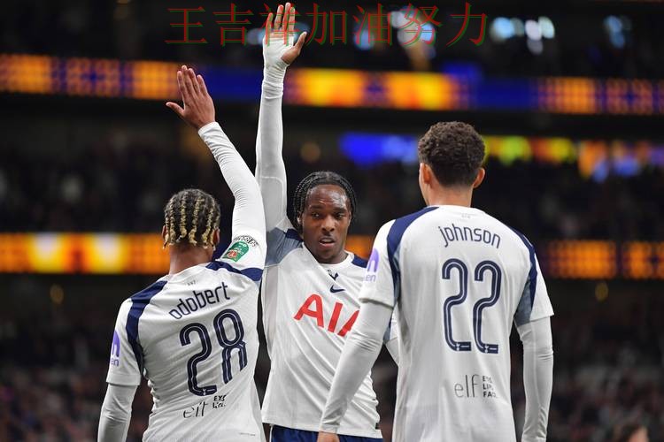 热火在英超中末节发力完成逆转 令主帅压力进一步上升 热火在英超中末节发力完成逆转 令主帅压力进一步上升